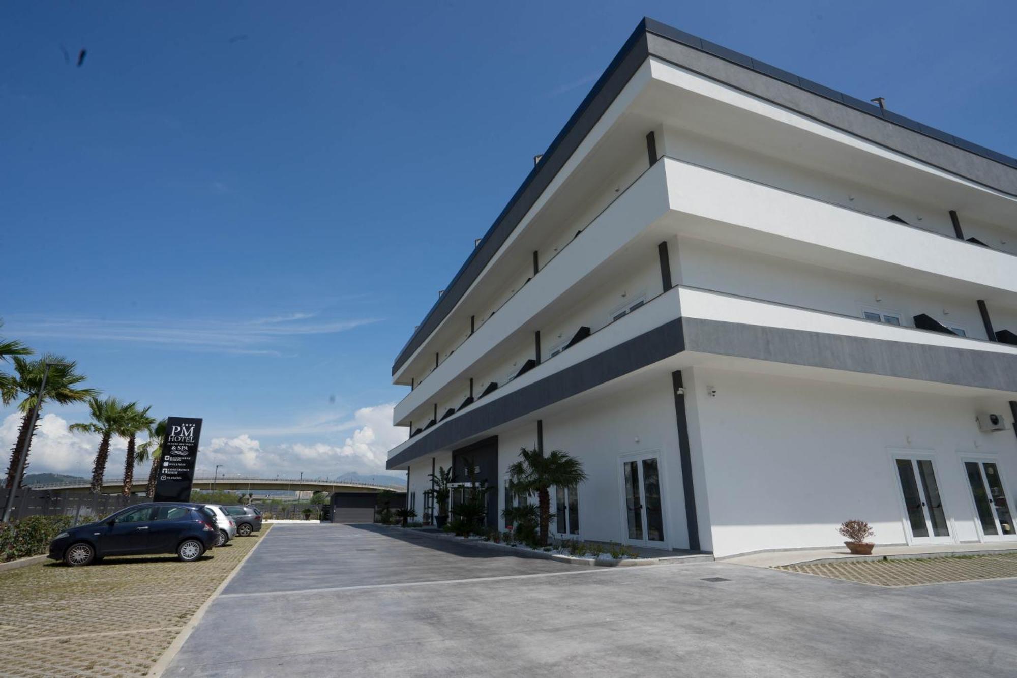 Pm Hotel Catanzaro Exterior foto